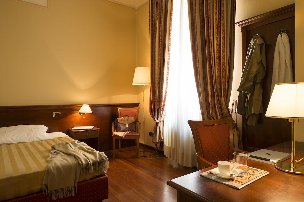 Centro Paolo VI Hotel Brescia Room photo